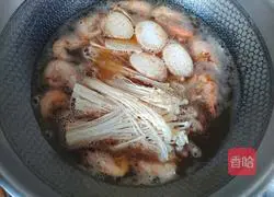 Thai Tom Yum Kung pot for one person (simple version) illustration 6