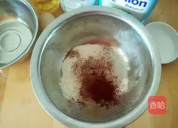 Red Velvet Cup Cake Recipe Illustration 2