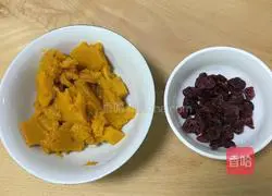 Cranberry Pumpkin Cake Recipe Illustration 1