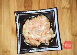 Illustration of how to make fried shredded pork and vegetables 5