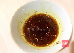 Illustration of how to make spicy fish cubes 14