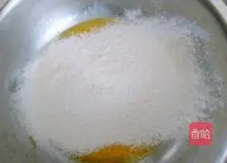 DIY Cream Strawberry Cake Recipe Illustration 5