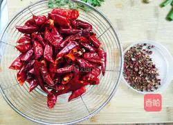 Illustration of how to make spicy chicken 3