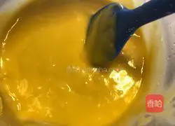 Illustration of how to make raisin cupcakes 4