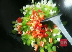 Illustration of how to make assorted stir-fried diced pork 9