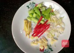 Illustration of how to make refreshing noodles 2