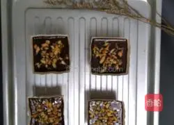 Chocolate Peanut Muffin Cake Recipe Illustration 9