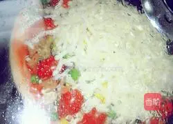 Flat bottom Illustration of how to make pot pizza 12