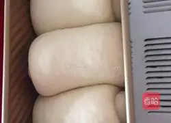 Illustration of how to make British toast 5