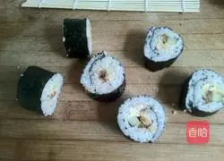Illustration of how to make tuna sushi 7