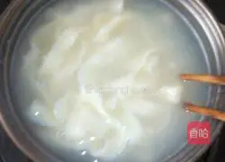 Illustration of how to make casserole noodles 6