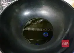 Illustration of how to make braised noodles with diced eggplant and meat 8