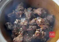 Illustration of how to make drunken pork ribs 4