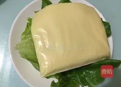 Crispy Chicken Steak Cheeseburger Recipe Illustration 16