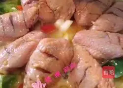 Illustration of three-juice braised chicken wings 9