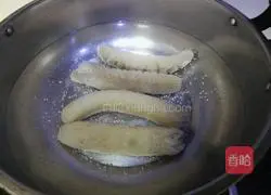 Illustration of how to make boiled Australian golden sand ginseng 4