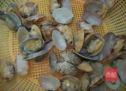 Illustration of how to make spicy fried clams 4