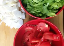 Illustration of how to make vegetarian sliced rice soup 1