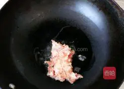 Illustration of how to make braised noodles with pickled beans and minced meat 4