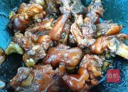 Illustration of Braised Pork Claws 11