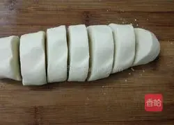 Cooked Pork in Sauce Illustration of how to make steamed buns 8