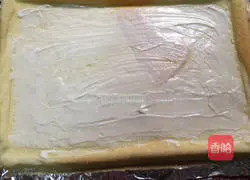 Illustration of how to make meat floss cake rolls 16