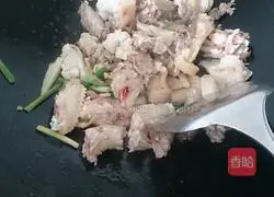 Three Cups of Chicken Simple Version Illustration 4