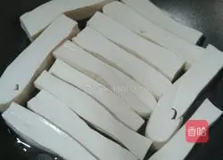 Illustration of home-style fried tofu 2