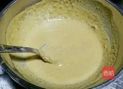 Illustration of how to make sesame sauce, scallion oil, sausage and steamed noodles 8