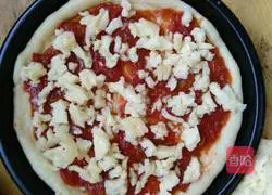 Illustration of how to make shrimp and ham pizza 6