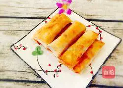 Illustration of how to make cabbage and pork spring rolls 10