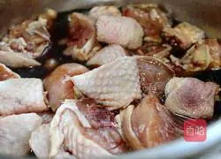 Illustration of how to make braised chicken and rice 3