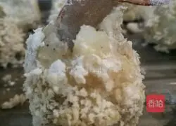 Illustration of making oven version of shrimp balls with anchovies 7