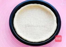 Recipe for Mushroom, Red Sausage and Bacon Pizza (9 inches) 10