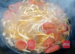 Vegetable and Shredded Pork Noodles Recipe Illustration 6