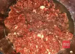 Donkey Illustration of how to make steamed meat and celery dumplings 10