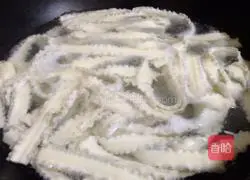 Illustration of how to make vegetarian curry fried noodles 3