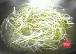 Illustration of how to make assorted vegetables with juice 5