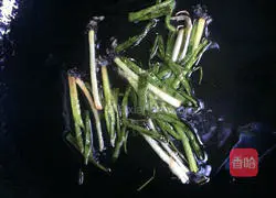 Illustration of braised spring bamboo shoots with scallion oil 5