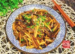 Illustration of how to make fried eel with wild rice noodles 16