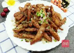 Illustration of making salt and pepper strips 17