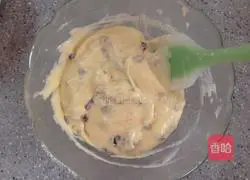 Illustration of how to make muffin cake 4