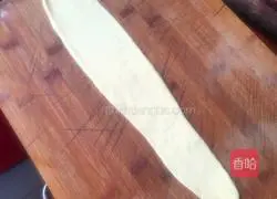 Illustration of how to make butter rolls 10