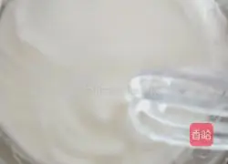 Illustration of how to make eight-inch chocolate chiffon cake 6