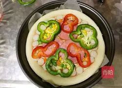 Colored pepper ham Illustration of how to make seasonal vegetable pizza 4