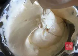 Illustration of how to make cake pieces 14