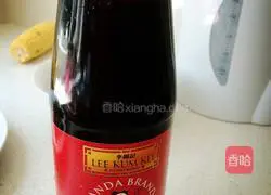 Illustration of braised chicken with mushrooms and oyster sauce 4