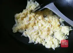 Illustration of how to make braised noodles with eggs and tomatoes 4