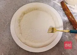 Illustration of how to make ham and bacon pizza 10