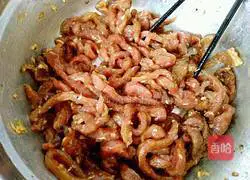 Dry-fried tenderloin (pork) recipe illustration 2